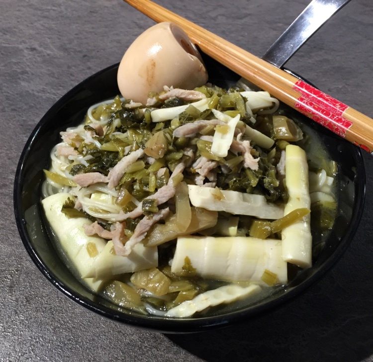 视频菜谱：Pan小月的片儿川