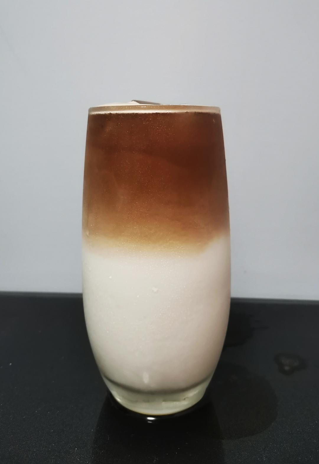 超快手简单易做生椰拿铁的做法