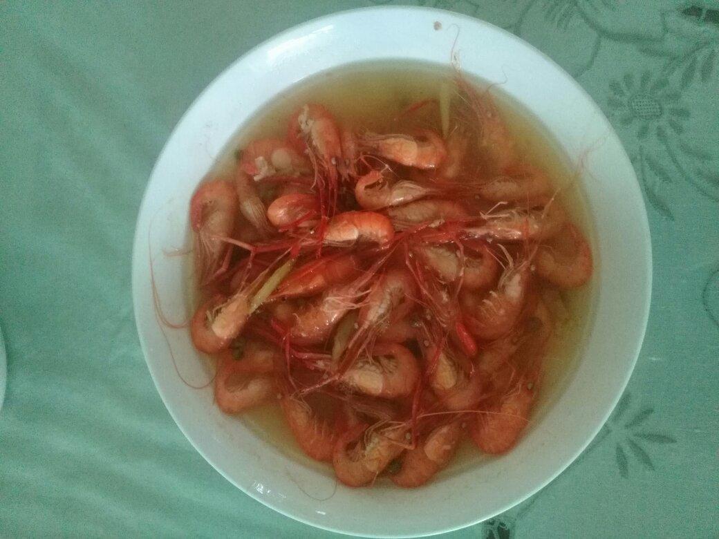 白灼河虾