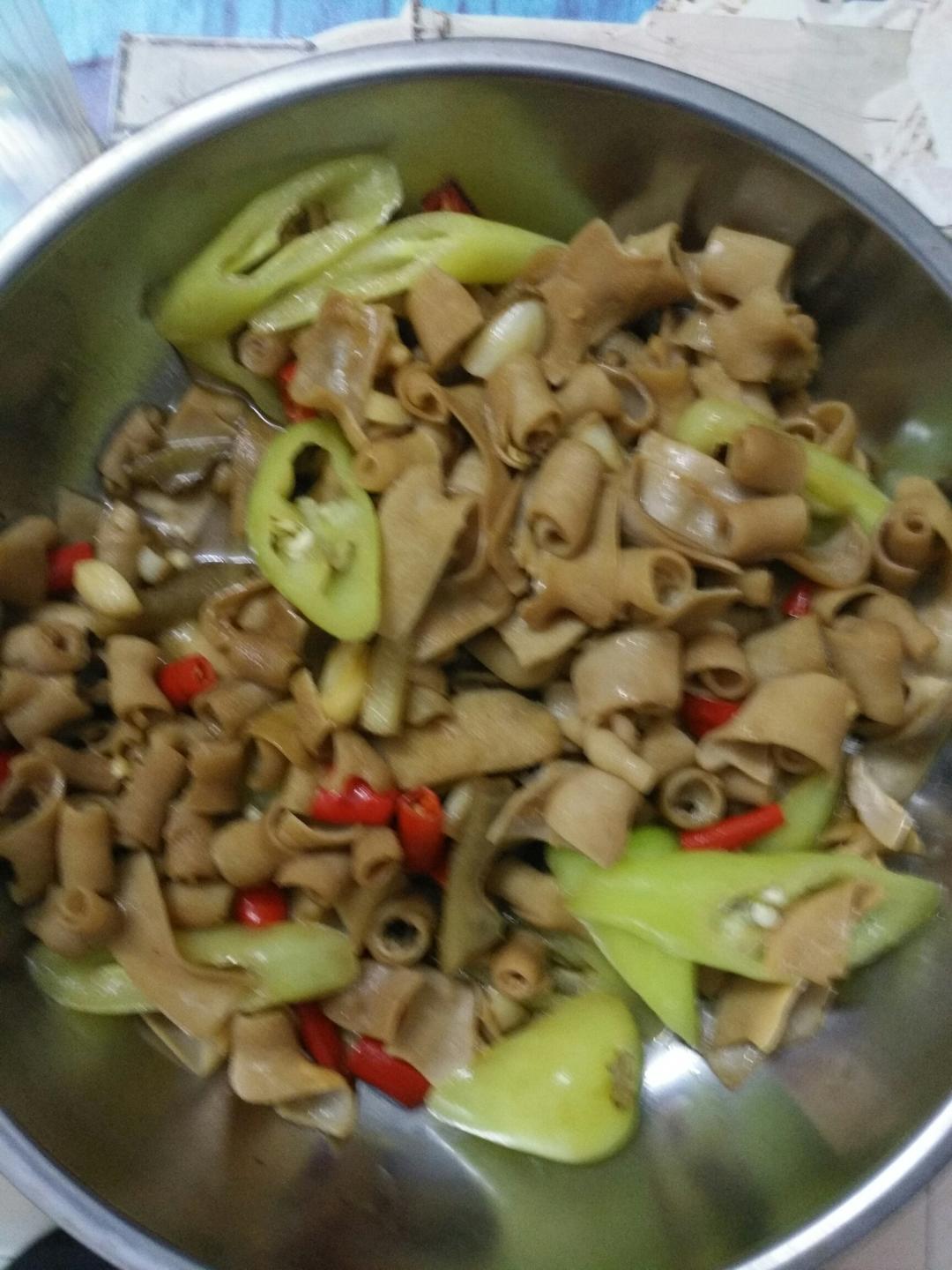 爆炒鸭肠