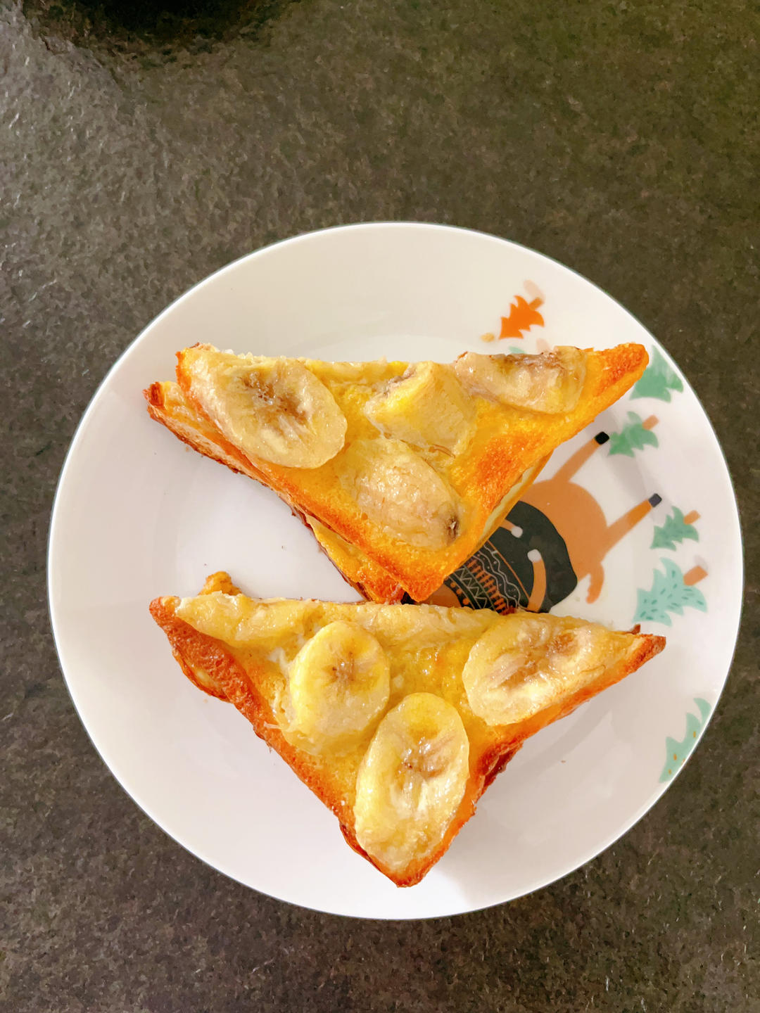黄油香蕉烤吐司