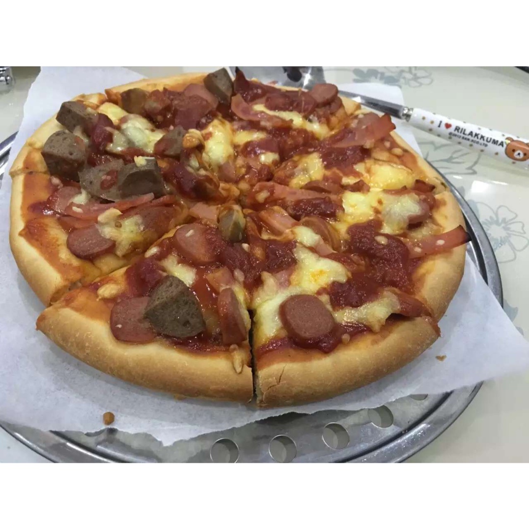 8寸纯手工什锦披萨