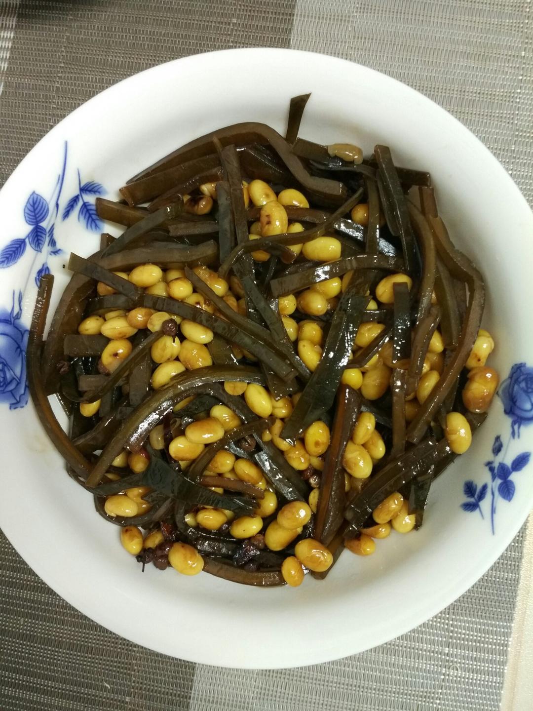 黄豆炖海带