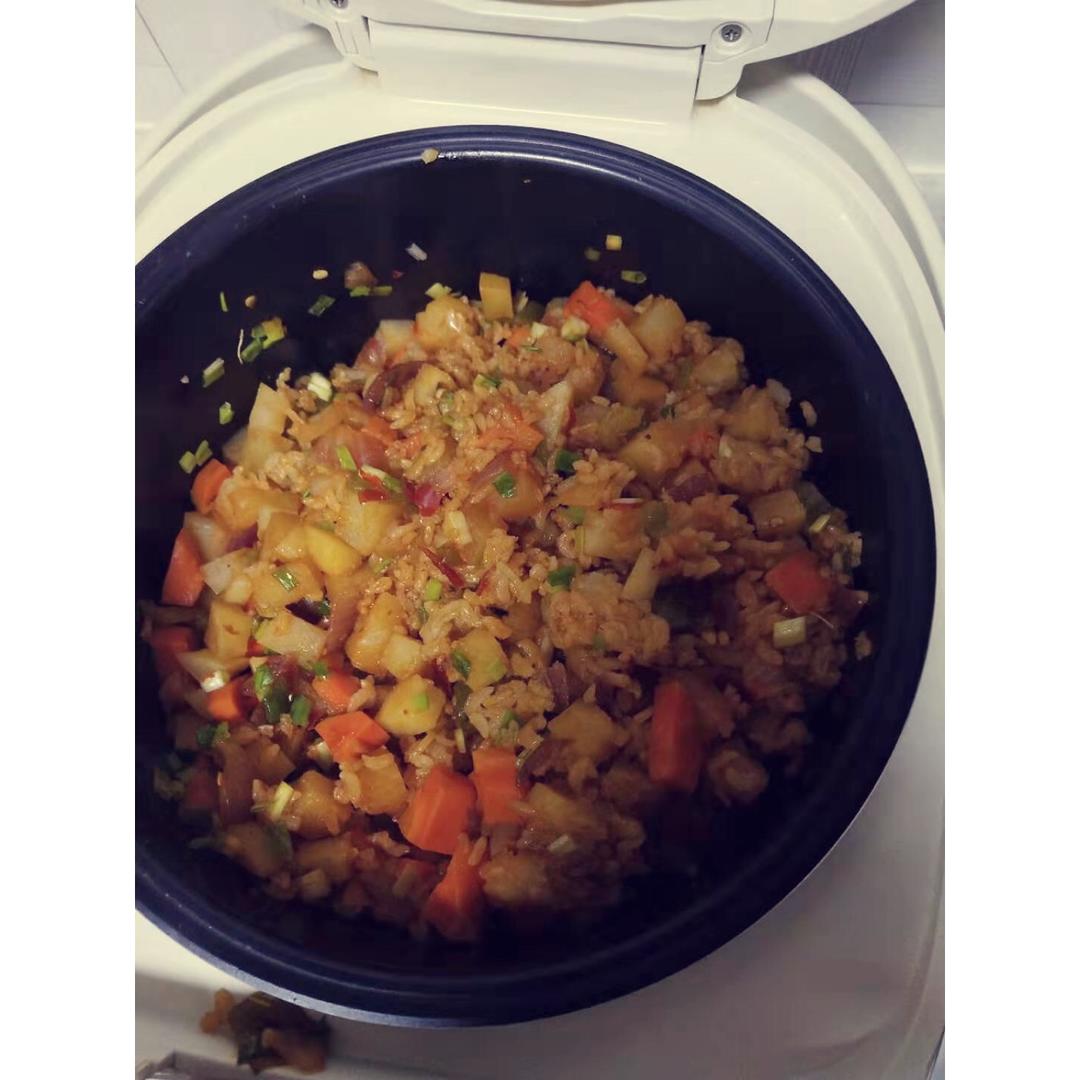 土豆焖饭（电饭锅版）