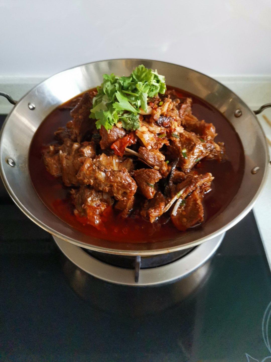 香肉，地羊肉，白狗.狗火锅.木瓜啤酒炖狗.二哈肉.炒狗.桂林狗