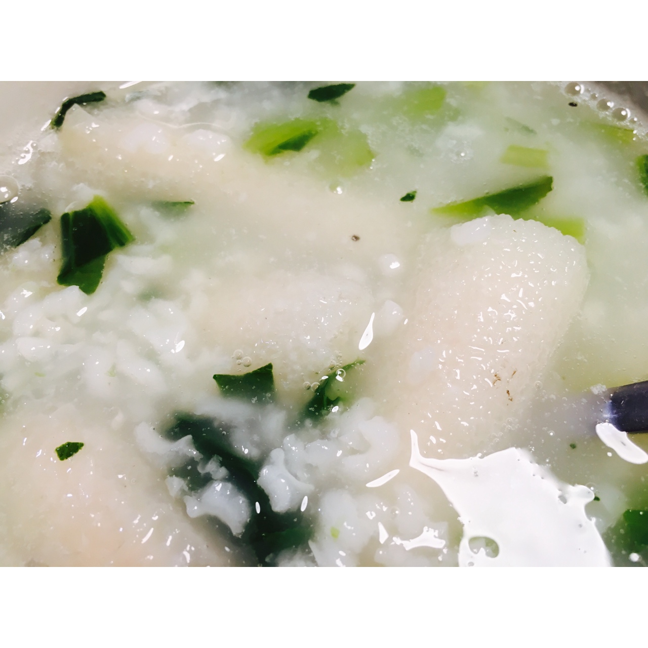 竹荪灌虾青菜粥