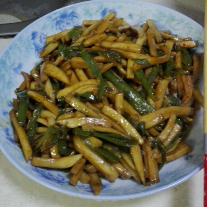 青椒素炒杏鲍菇