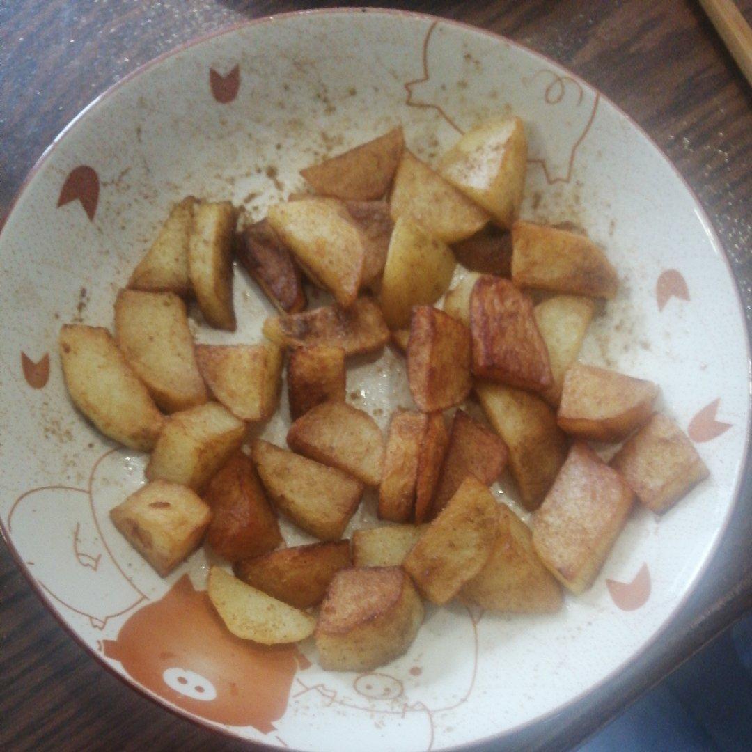 百吃不腻的椒盐土豆😋非油炸更健康