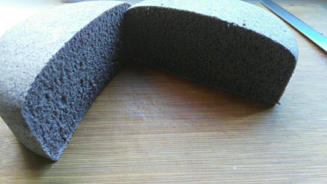 香喷喷的黑米糕