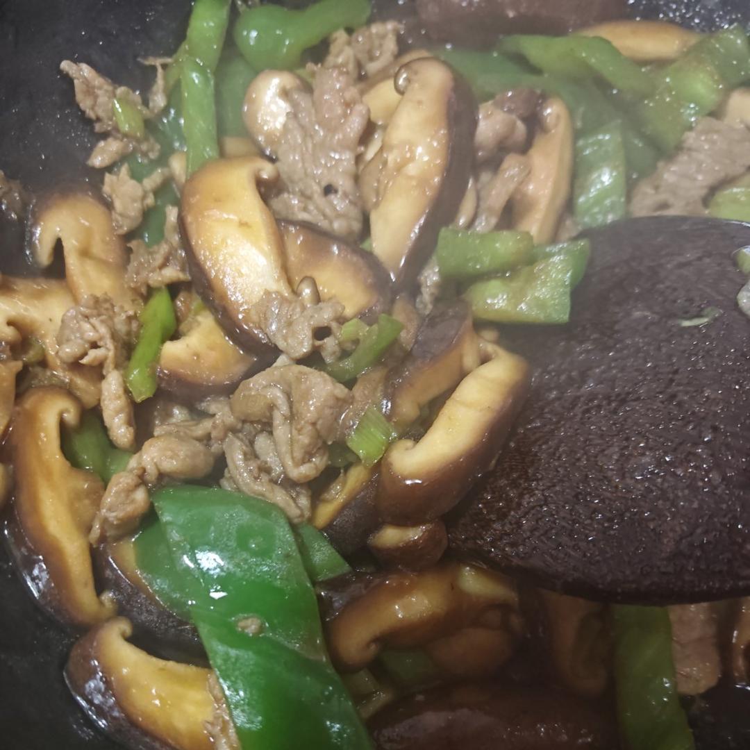 香菇炒肉｜贼香