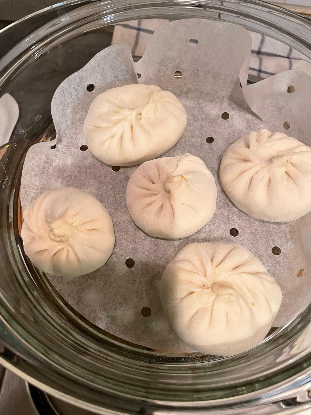 鲜肉小白菜包子