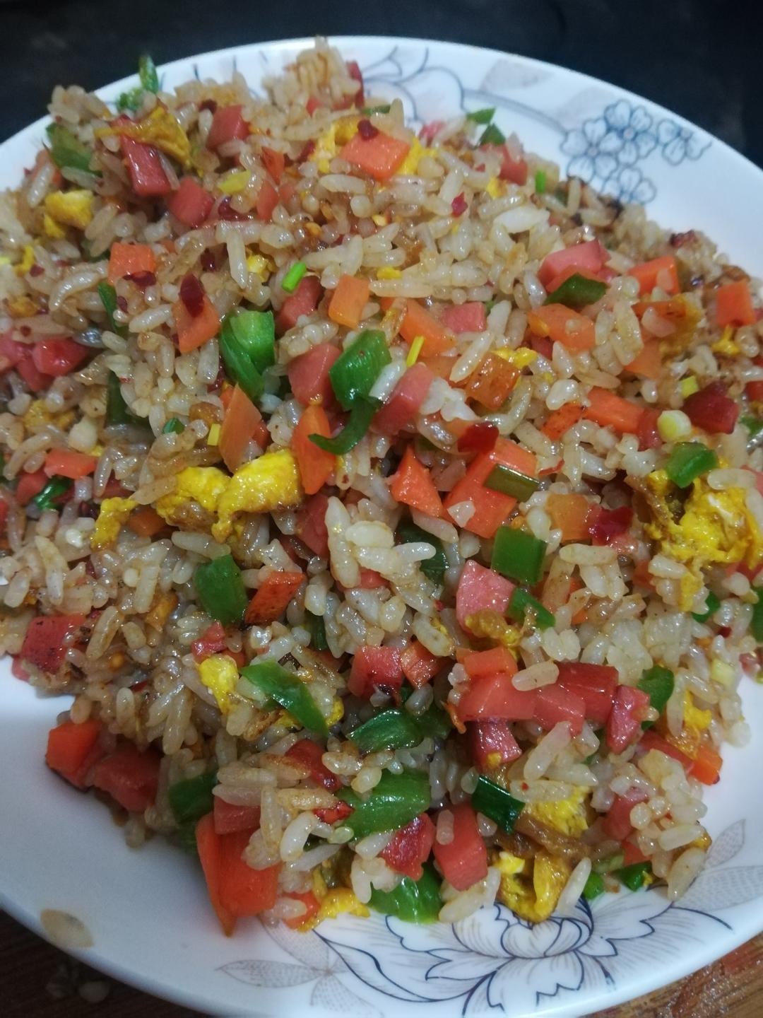 琰丹月-4做的家常蛋炒饭