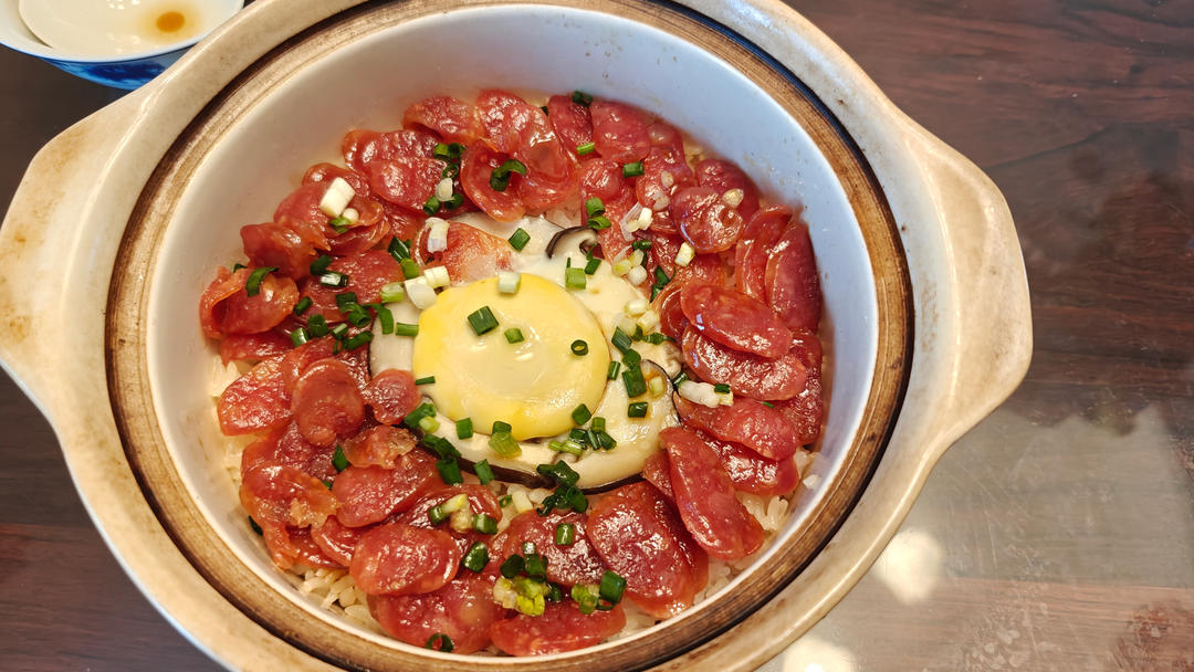 腊肠煲仔饭