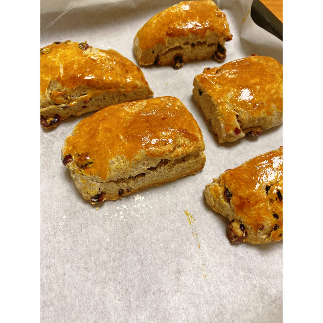 完美裂纹～百分百成功的超好吃奶香司康（禁止搬运）