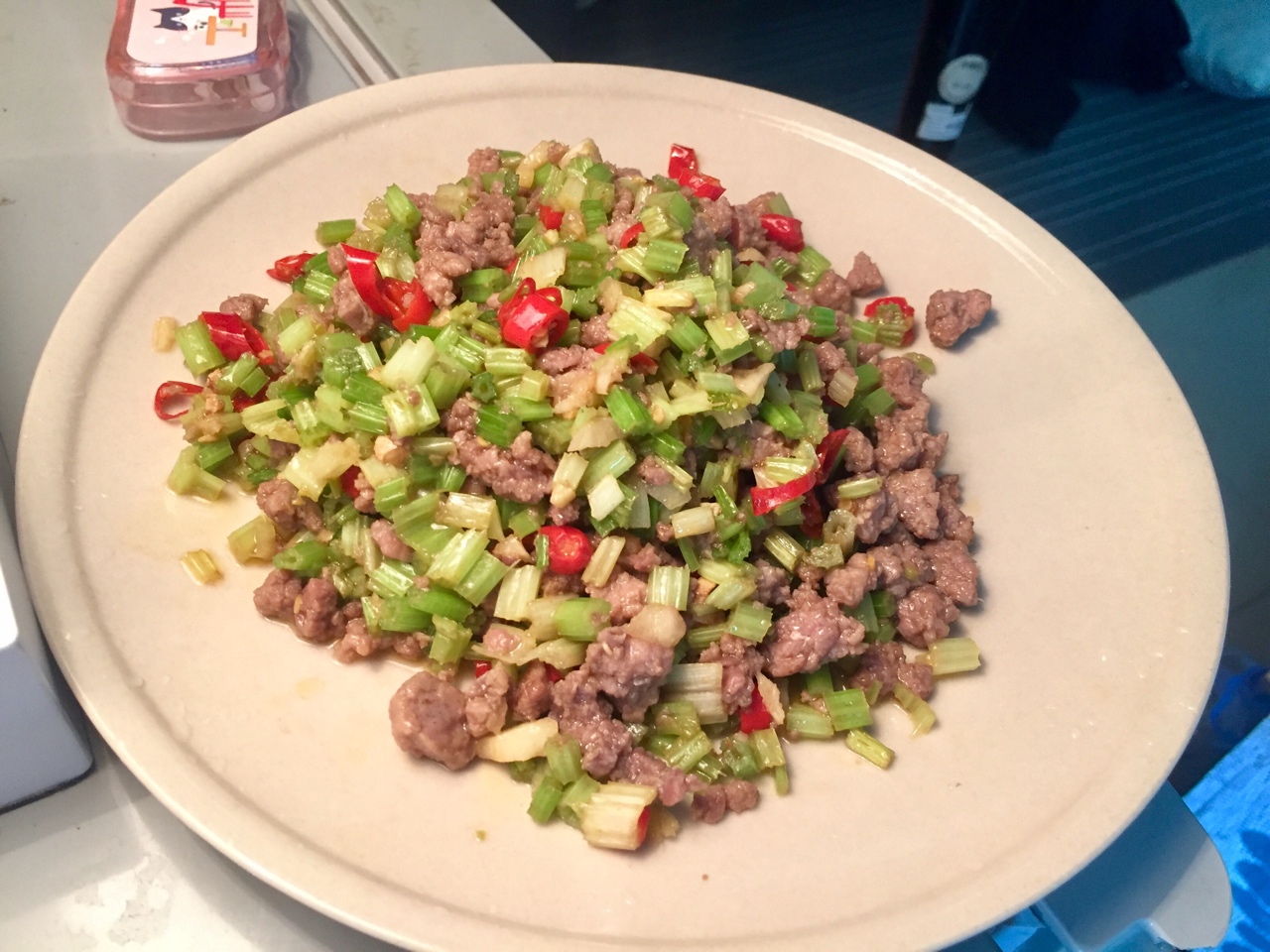 jerryouy做的芹菜末炒牛肉