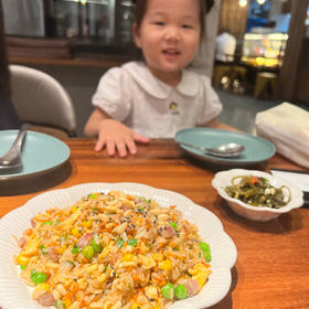 香肠鸡蛋炒饭