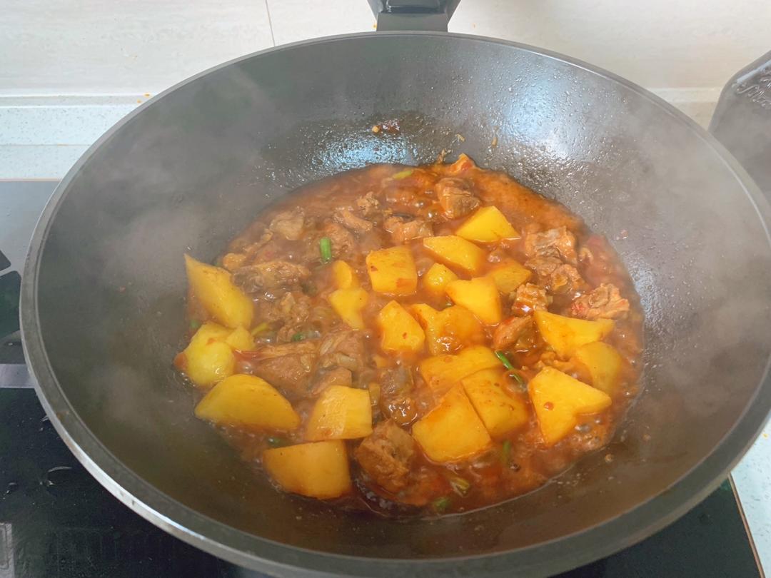 土豆蘑菇烧排骨