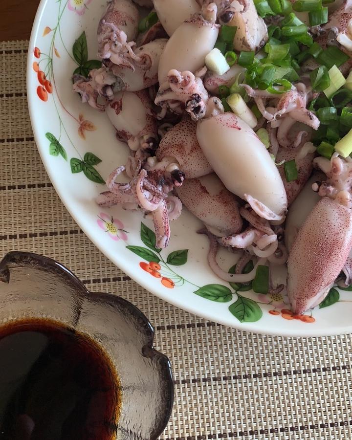 爱之星晴做的白灼鱿鱼仔