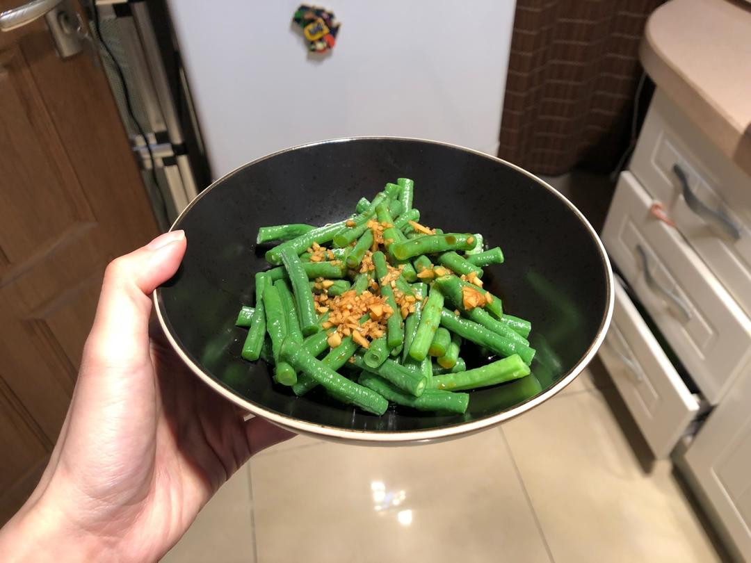 厨师长教你：“凉拌长豆角”的家常做法，夏天没食欲，很适合开胃