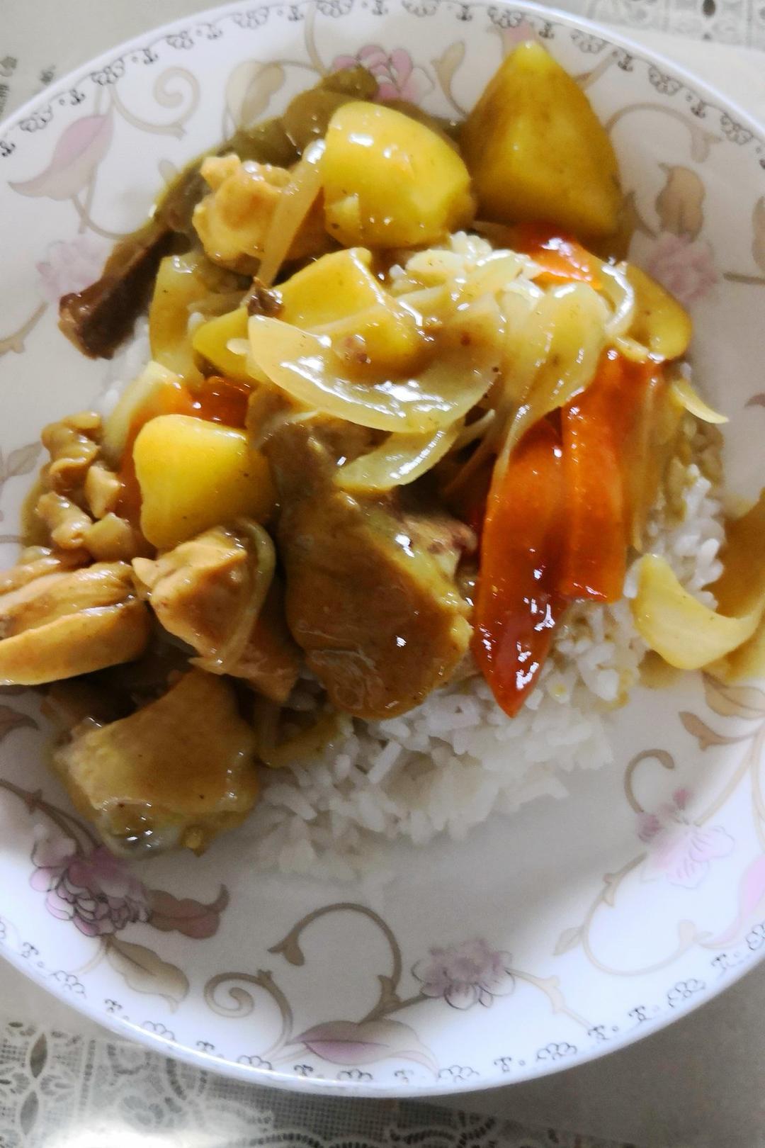 咖喱土豆鸡块