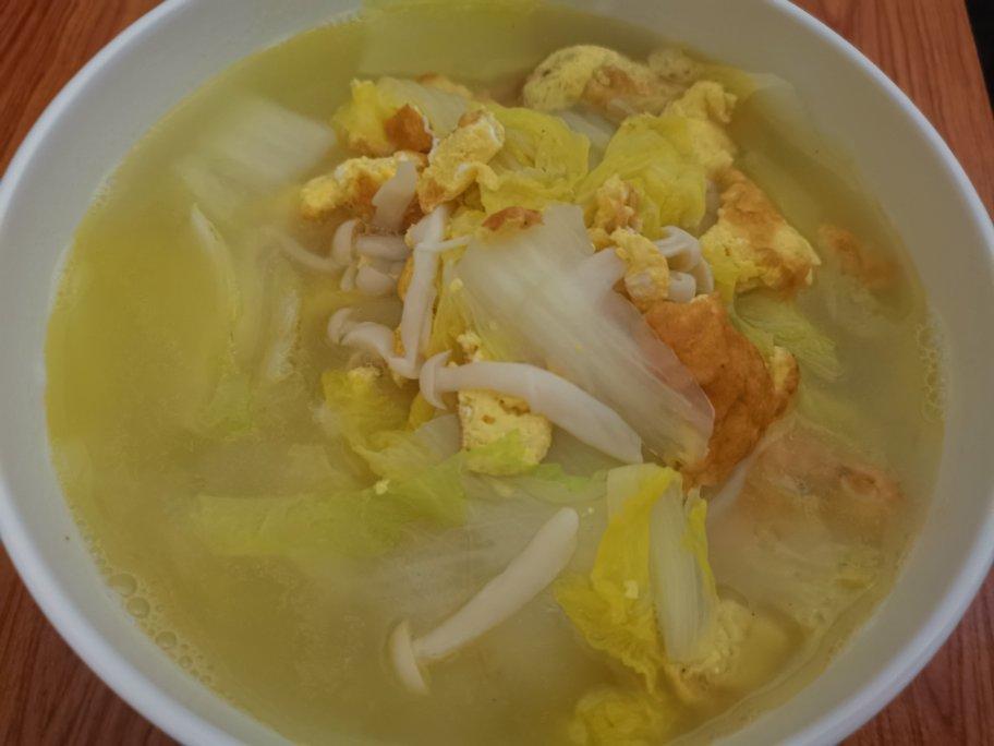 厨师长教你：“香菇白菜汤”的家常做法，简单易学营养美味