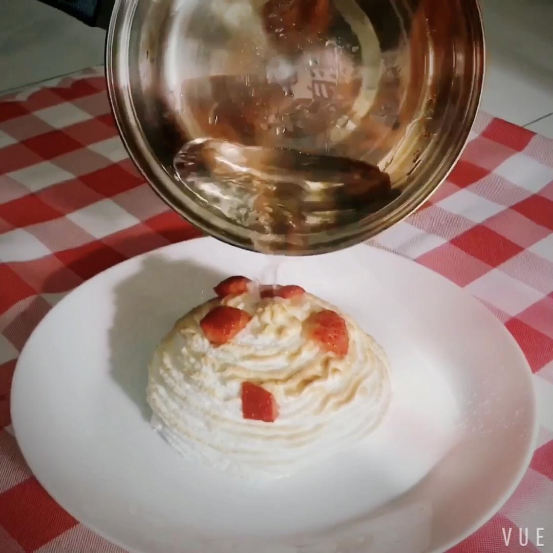 烈火阿拉斯加 | BAKED ALASKA 三层冰淇淋蛋糕