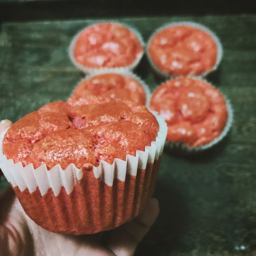 【生酮】红丝绒纯素纸杯蛋糕keto red velvet cupcake的做法 步骤5