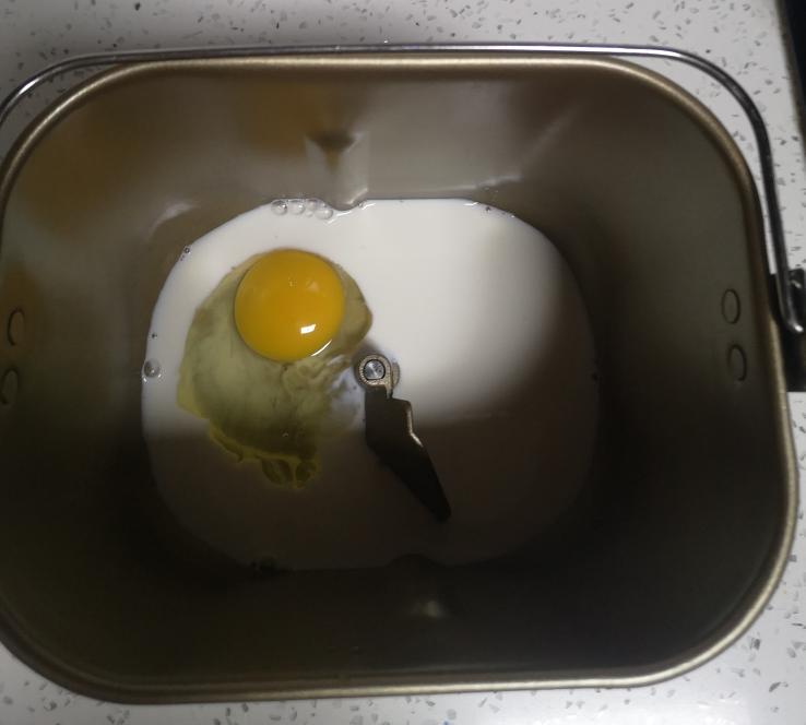 纯奶手撕吐司的做法 步骤1