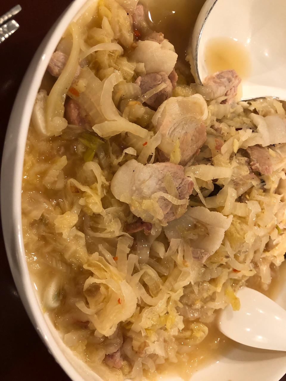 东北酸菜炖白肉