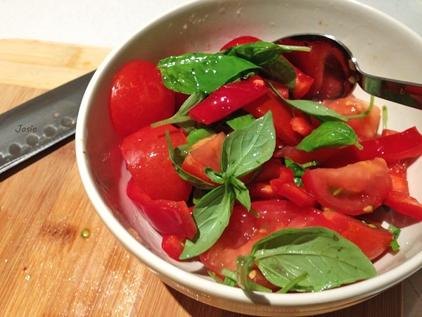 Balsamic番茄罗勒沙拉  (5分钟搞定)