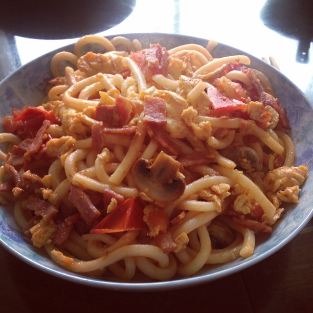 番茄鸡蛋乌冬面