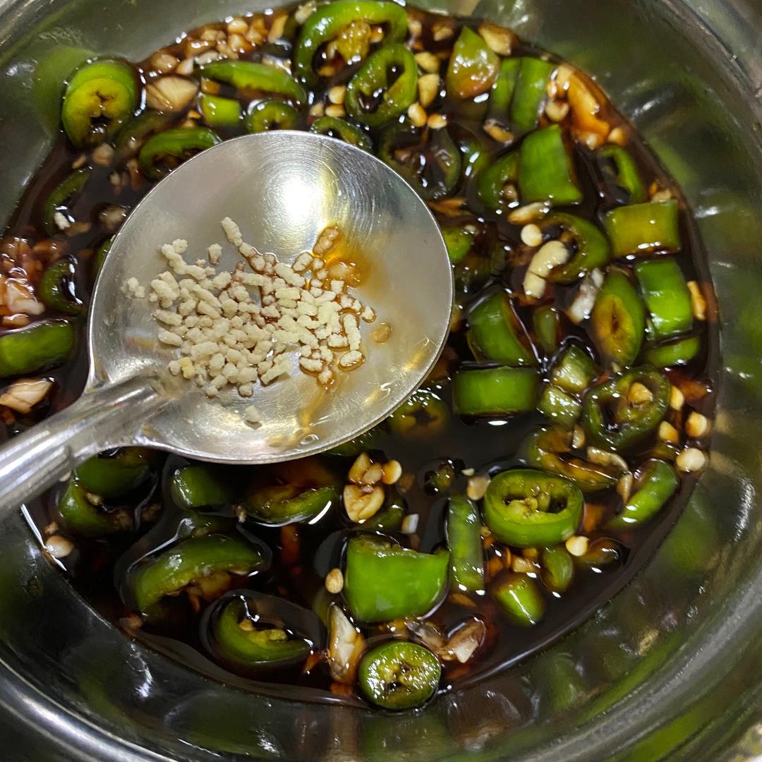 自制酱香线椒酱