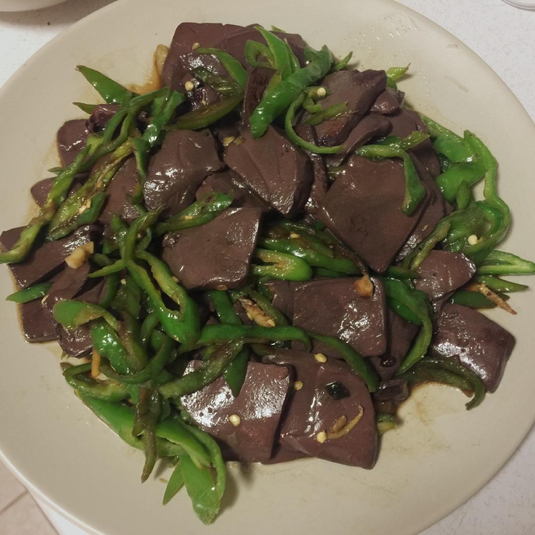 veraaah做的尖椒炒猪血