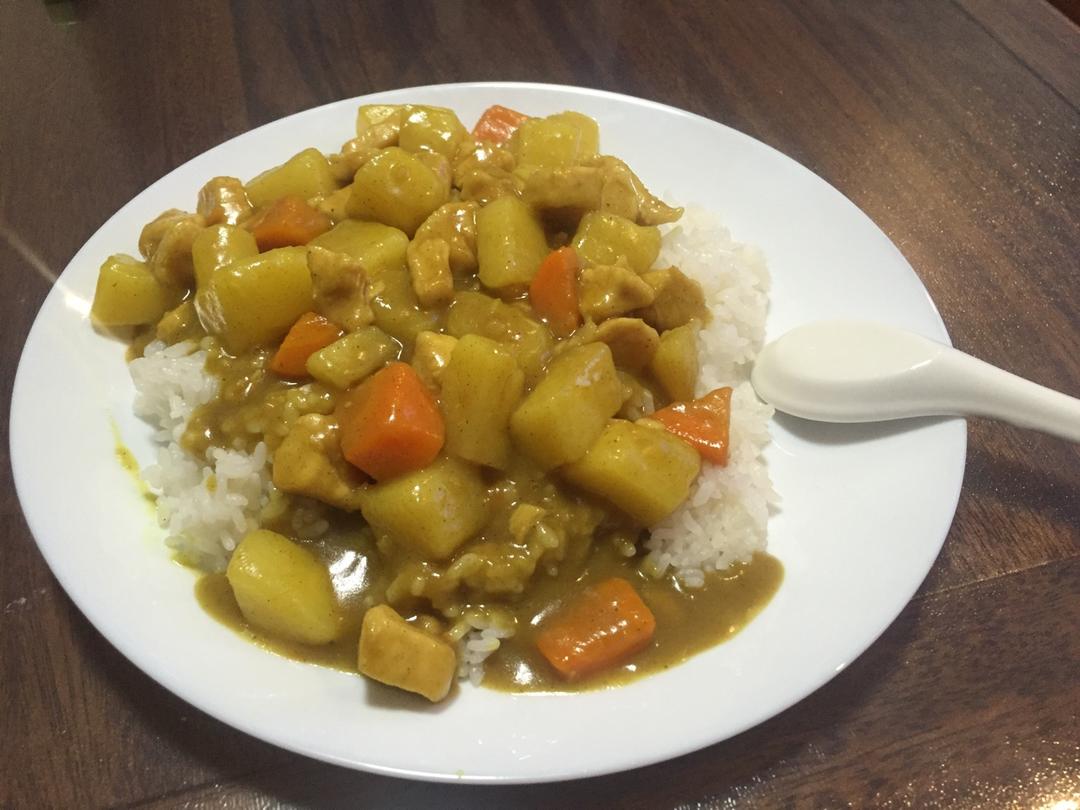 咖喱鸡肉饭（简易版）