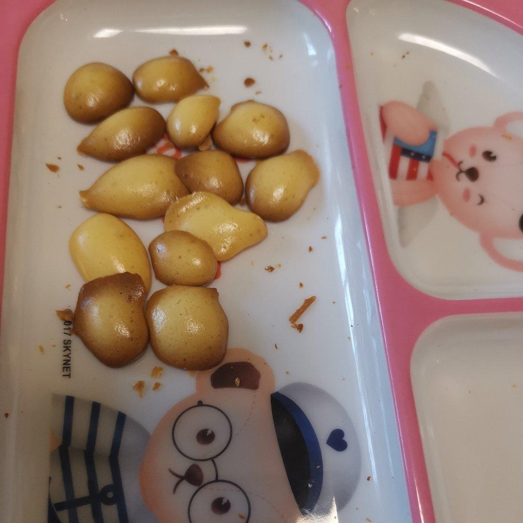 入口即化的无添加蛋黄溶豆