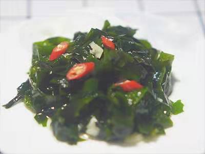 凉拌裙带菜