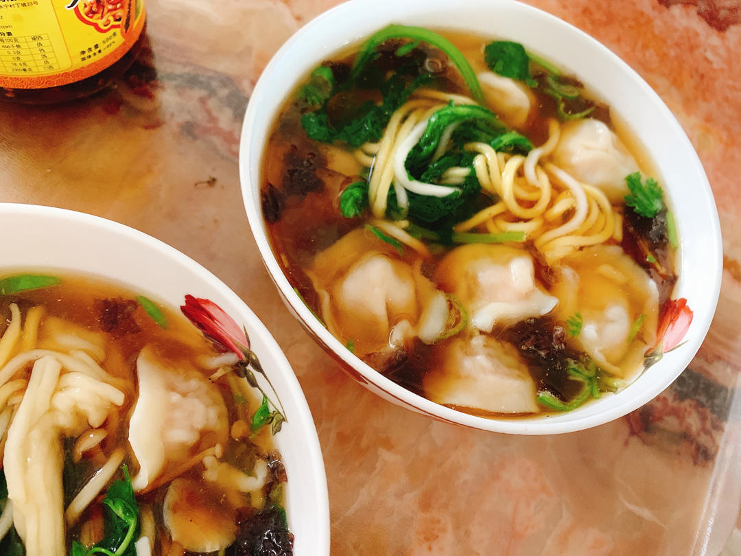 馄饨汤底