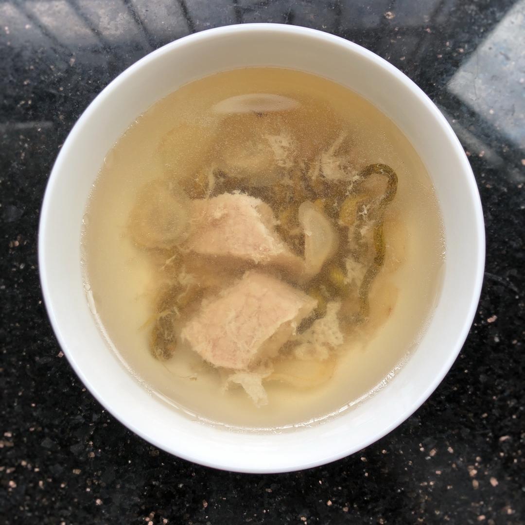 石斛麦冬炖瘦肉汤