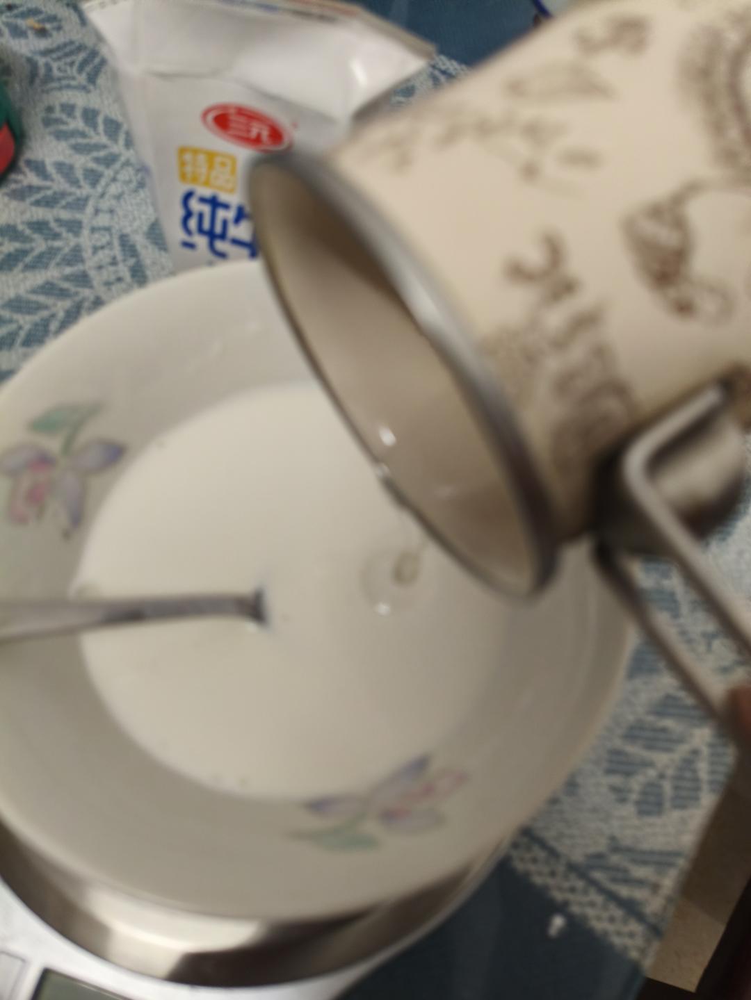 纯奶手撕吐司的做法 步骤1