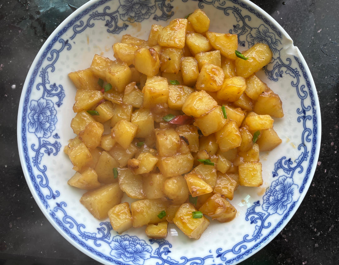 🔥巨下饭，软糯入味！比肉还好吃的红烧土豆