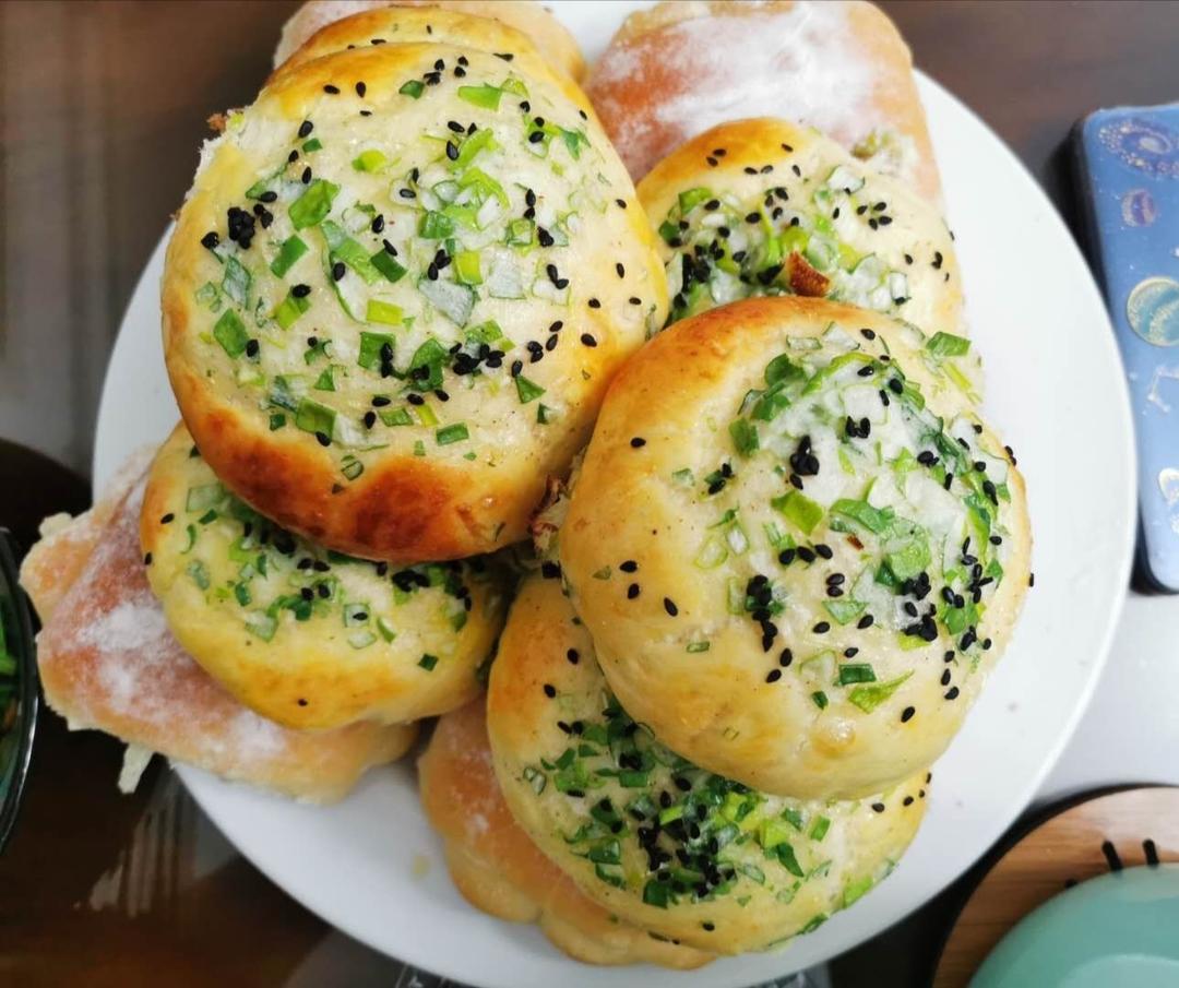 葱多多面包