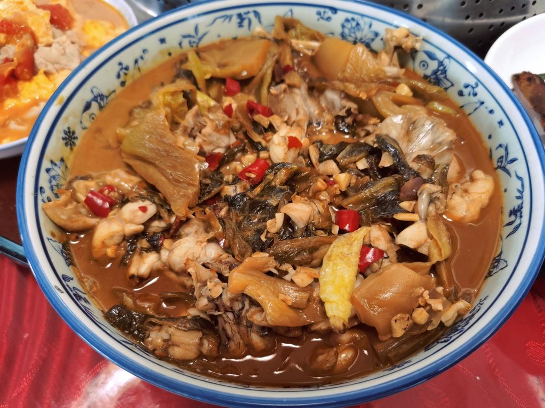 厨师长教你：“泡椒牛蛙”的家常做法，色香味俱全，赶紧收藏