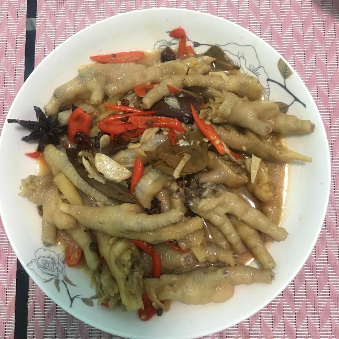 红烧鸡爪