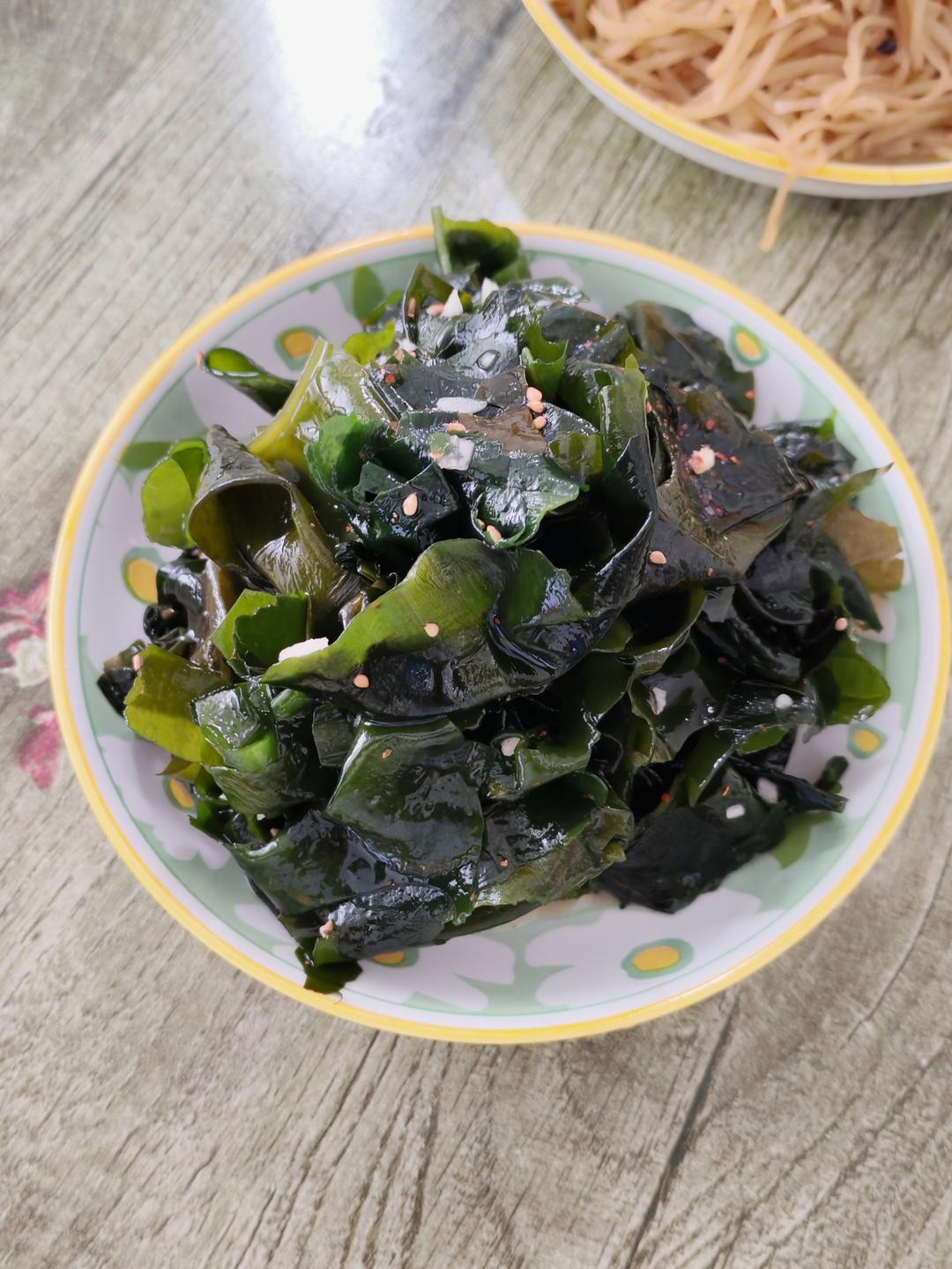 凉拌裙带菜（快手小菜）