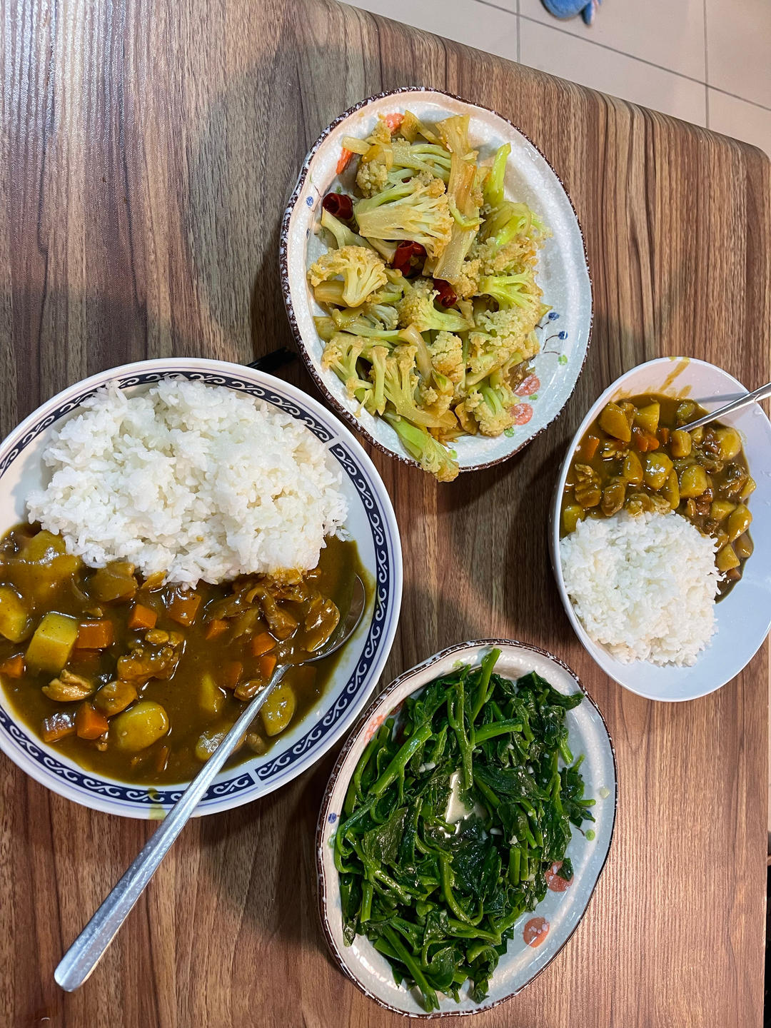 日本女生教你做日式传统咖喱饭（Yuma Cooking)