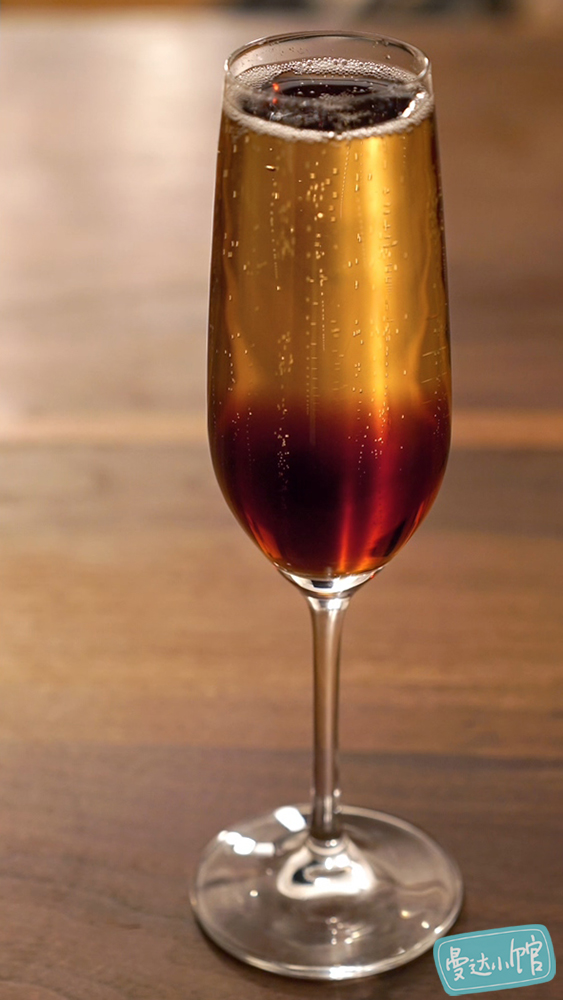 黑丝绒香槟【曼达小馆】 5款新年特饮的做法 步骤4