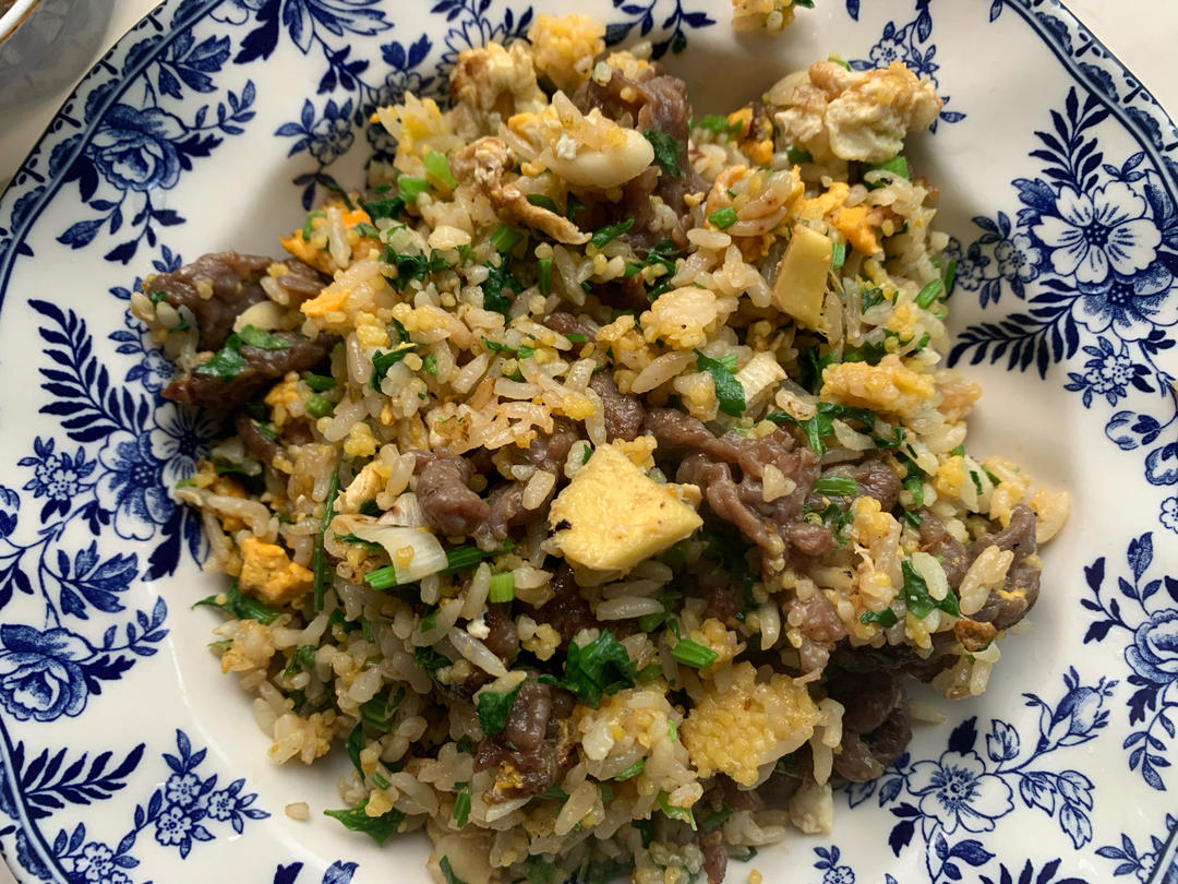 蒜香牛肉炒饭