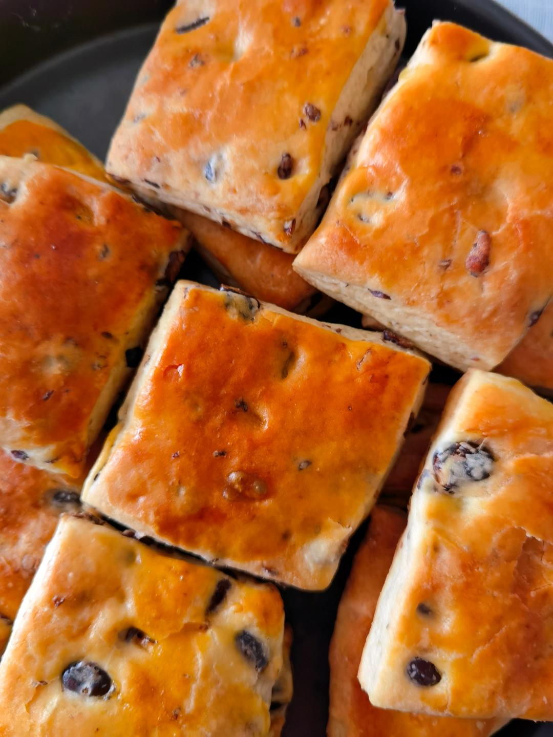 满屋飘香，口口都是满足——酥松香甜的蔓越莓蜜豆司康