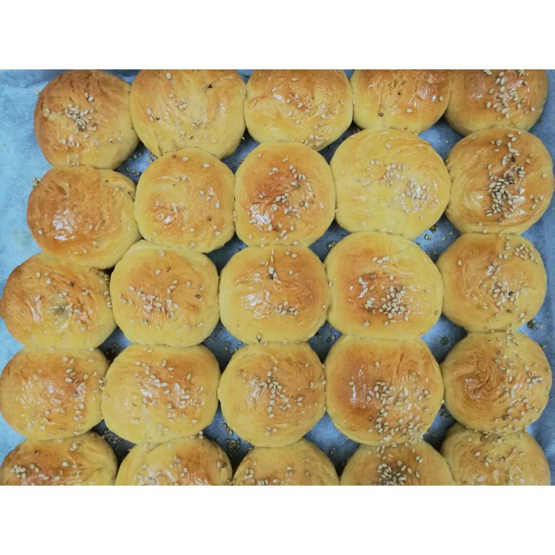 大人小孩都爱不释口的【蜂蜜牛奶小餐包】