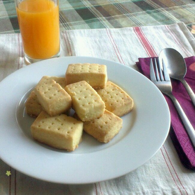 SHORTBREAD